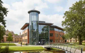 Møller Institute, Churchill College